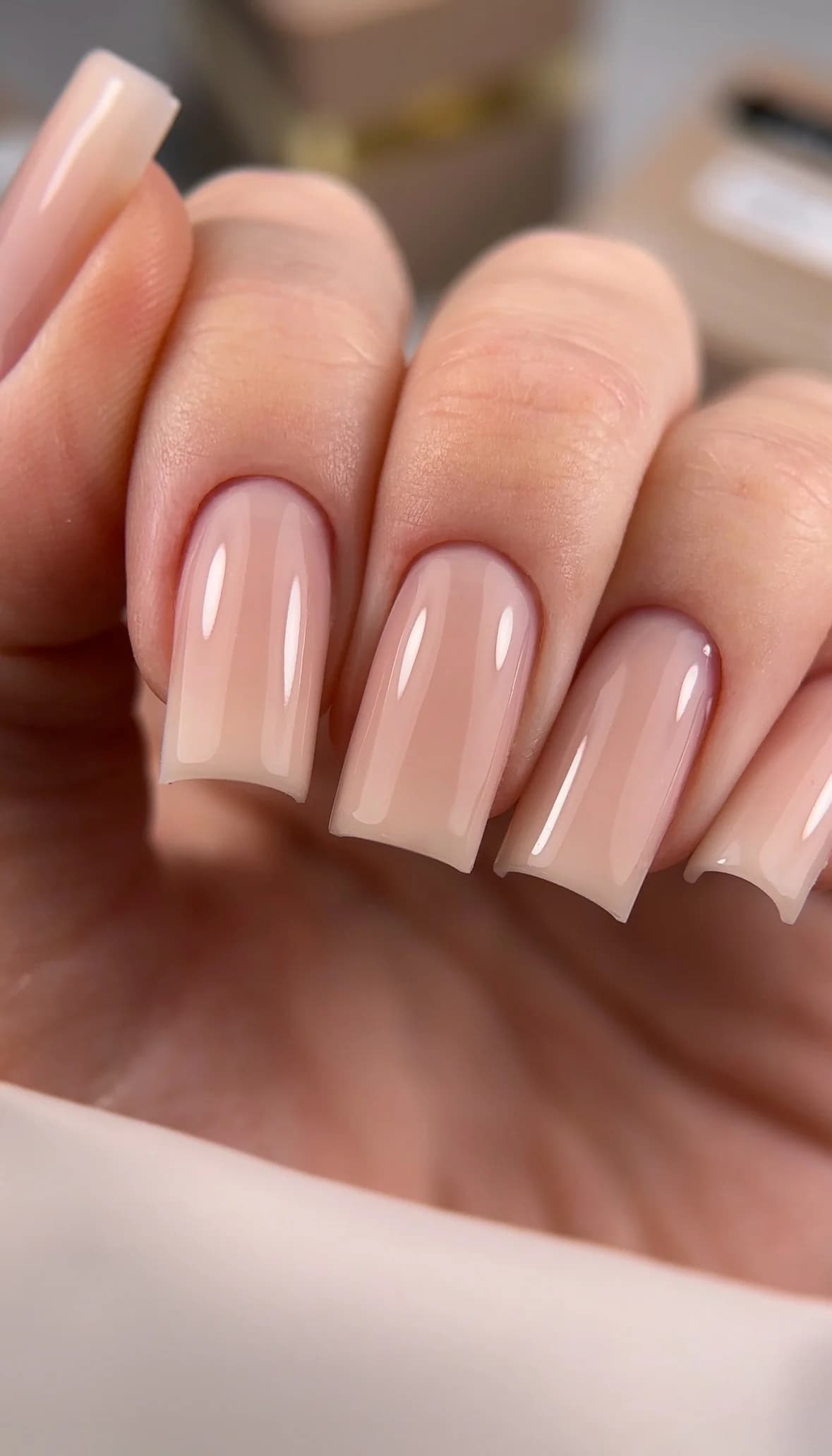 HEYLOVE - Frame Gel with Pump «Light Nude», 30 ml image 2