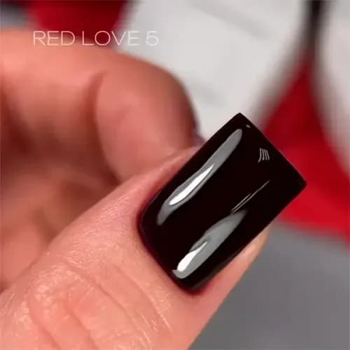 SAGA - Gel lak - Love Red 05, 10 ml